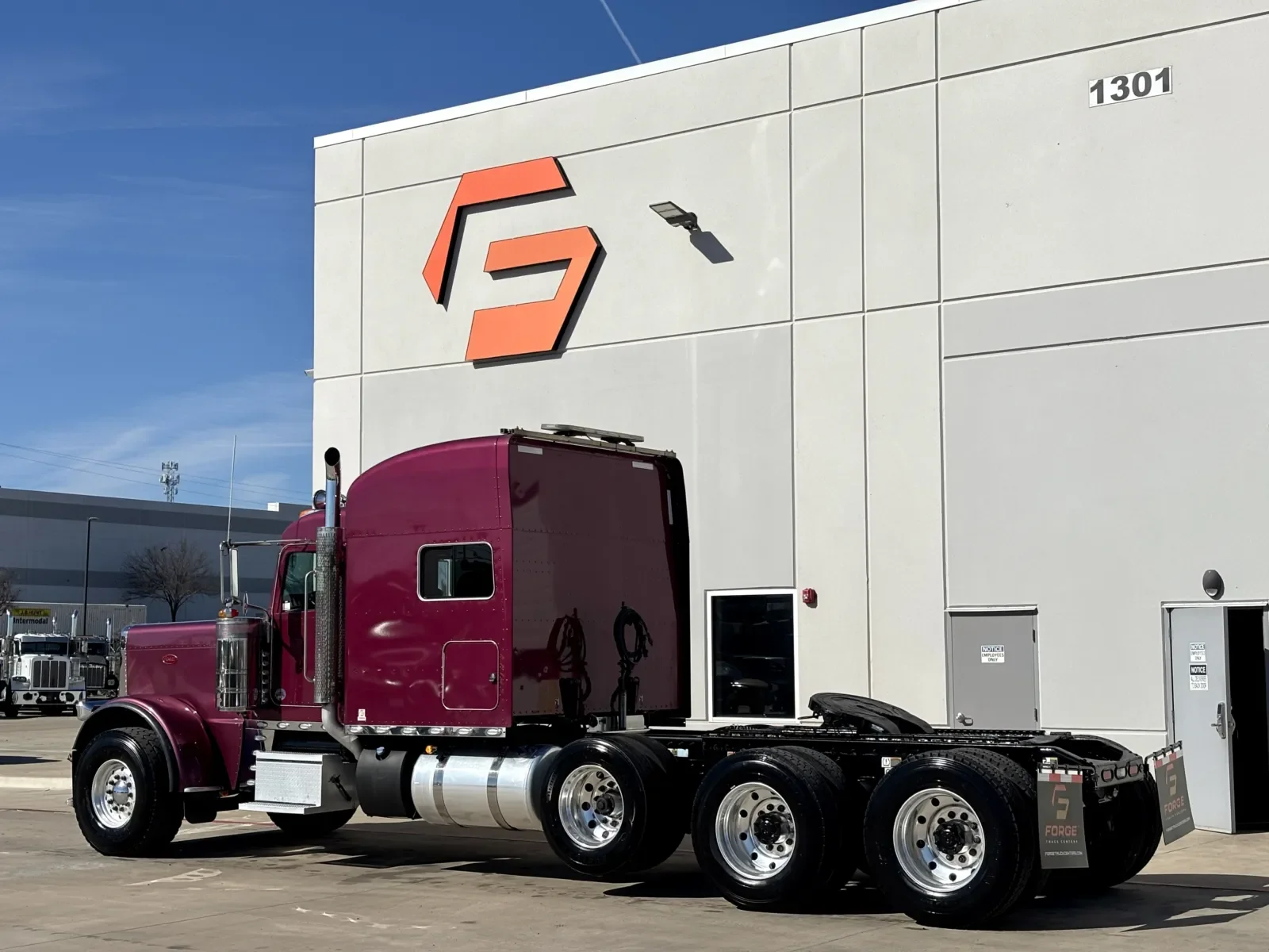 2024 Peterbilt 389 - image 6