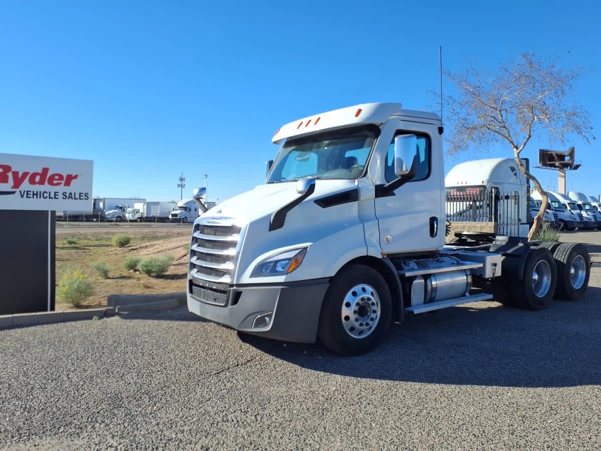 2022 Freightliner Cascadia in Phoenix, AZ