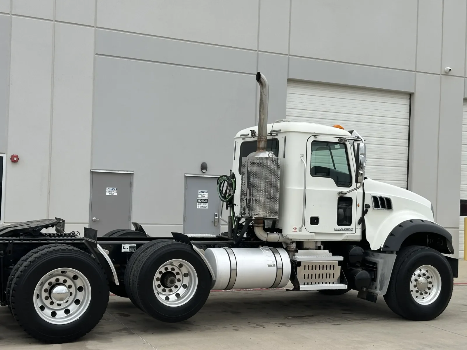 2013 Mack Granite in Hutchins, TX — photo 7