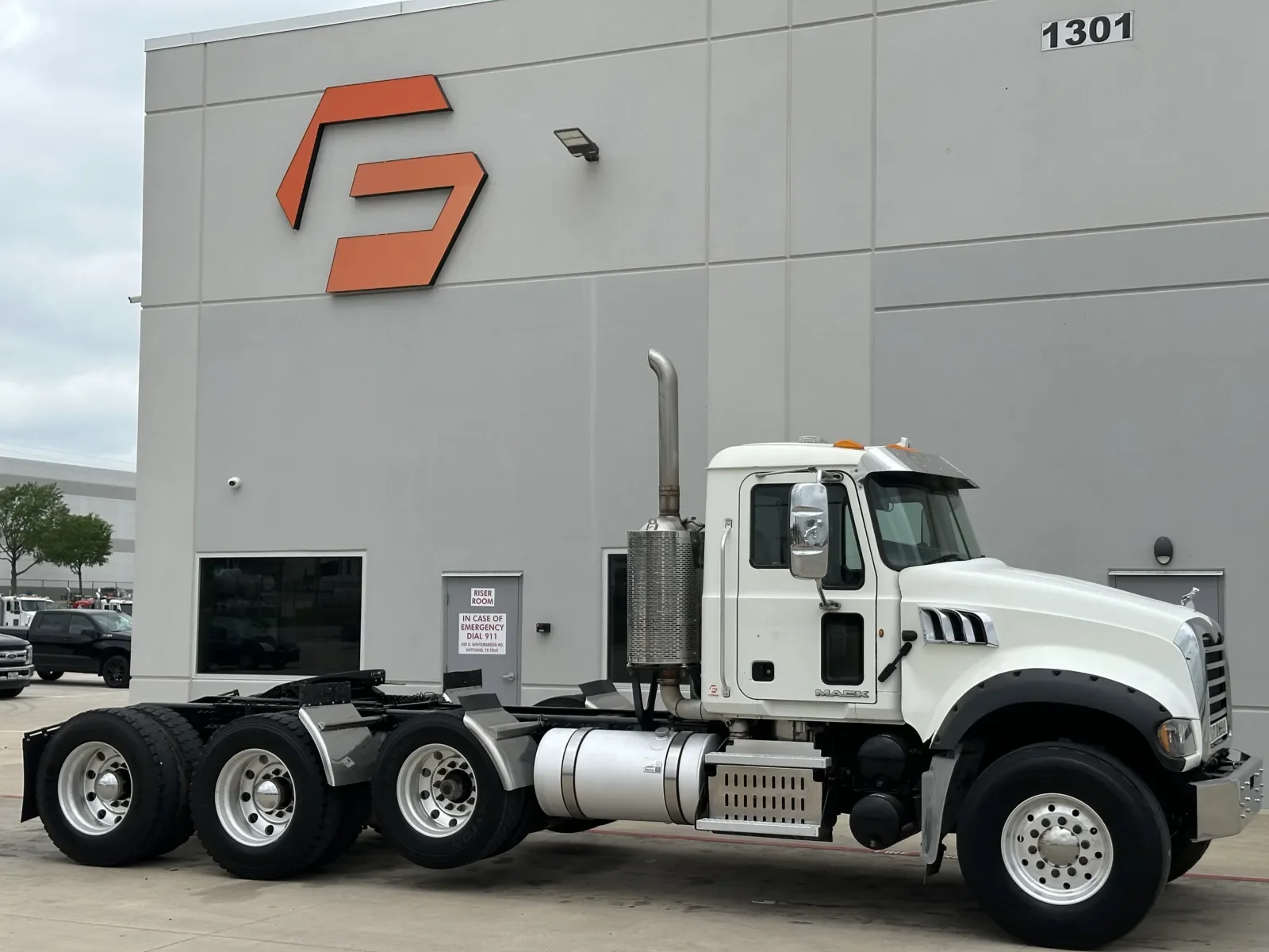 2013 Mack Granite in Hutchins, TX