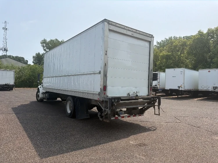 2020 Freightliner eM2 in Brooklyn Park, MN — photo 6