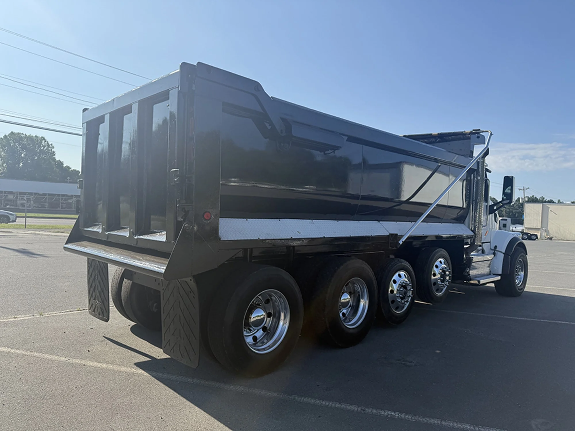 2019 Peterbilt in Weyers Cave, VA — photo 4