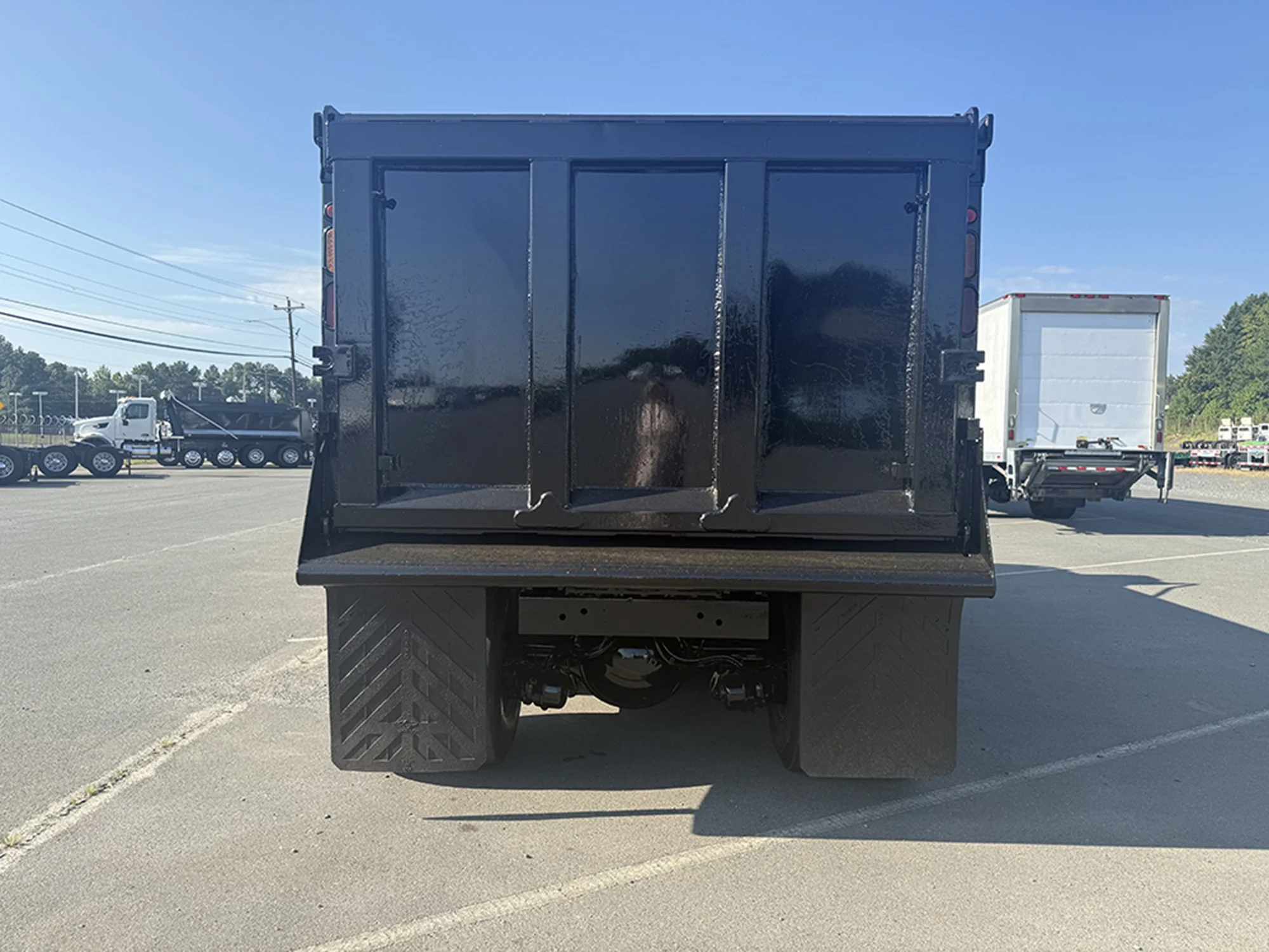 2019 Peterbilt in Weyers Cave, VA — photo 5