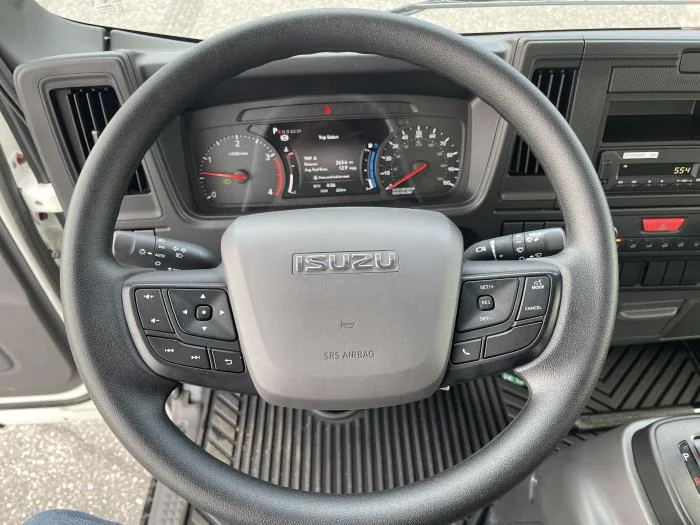2026 Isuzu NRR in Orlando, FL — photo 18