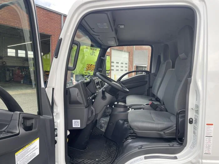 2026 Isuzu NRR - image 16