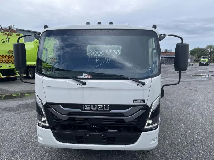2026 Isuzu NRR - image 7