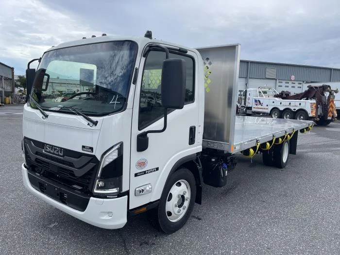 2026 Isuzu NRR - image 2