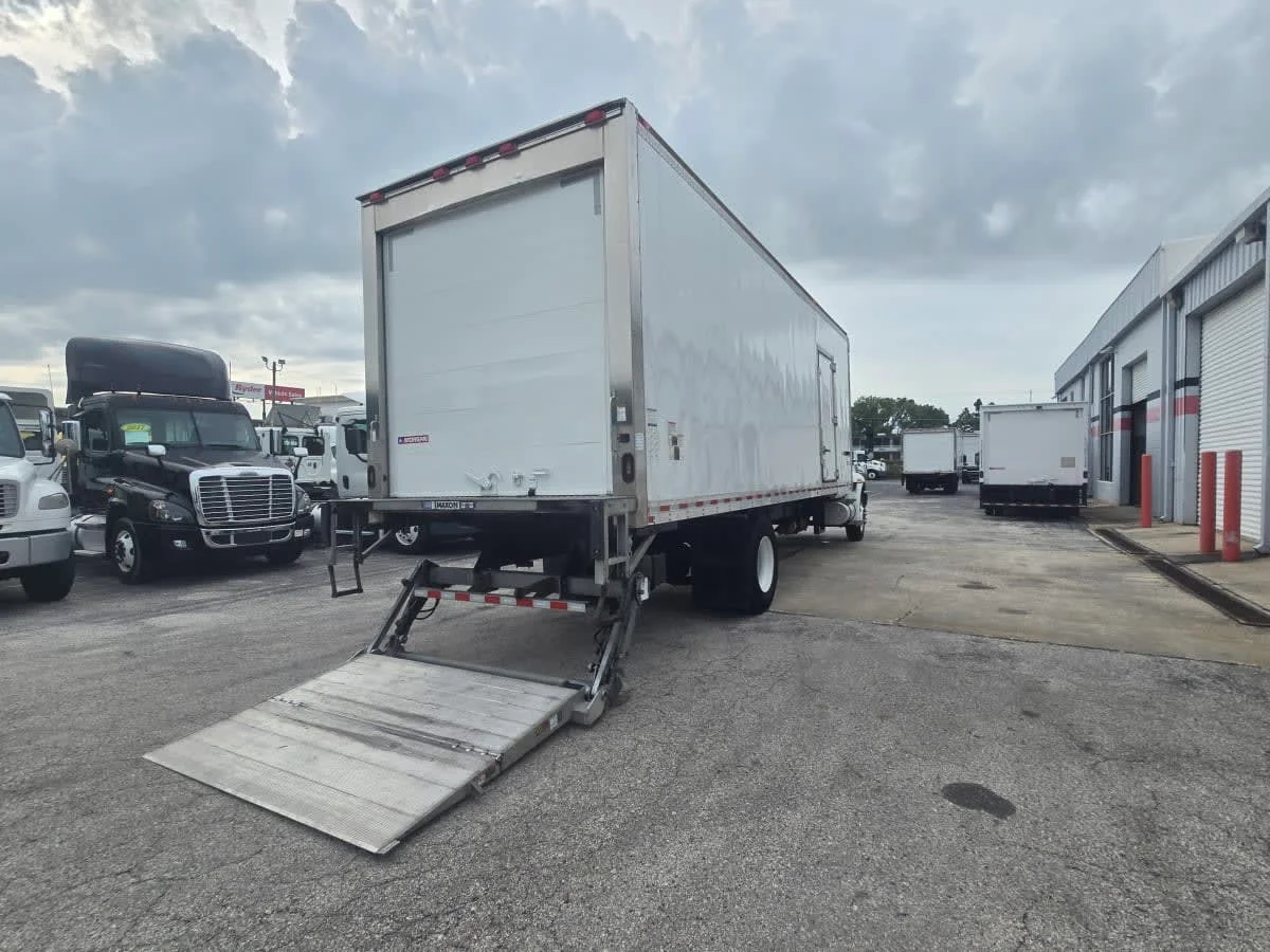 2022 International MV in Tampa, FL — photo 6