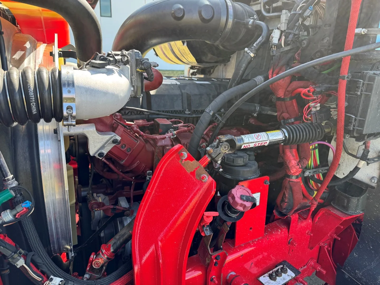 Used 2023 Mack Pinnacle - image 9