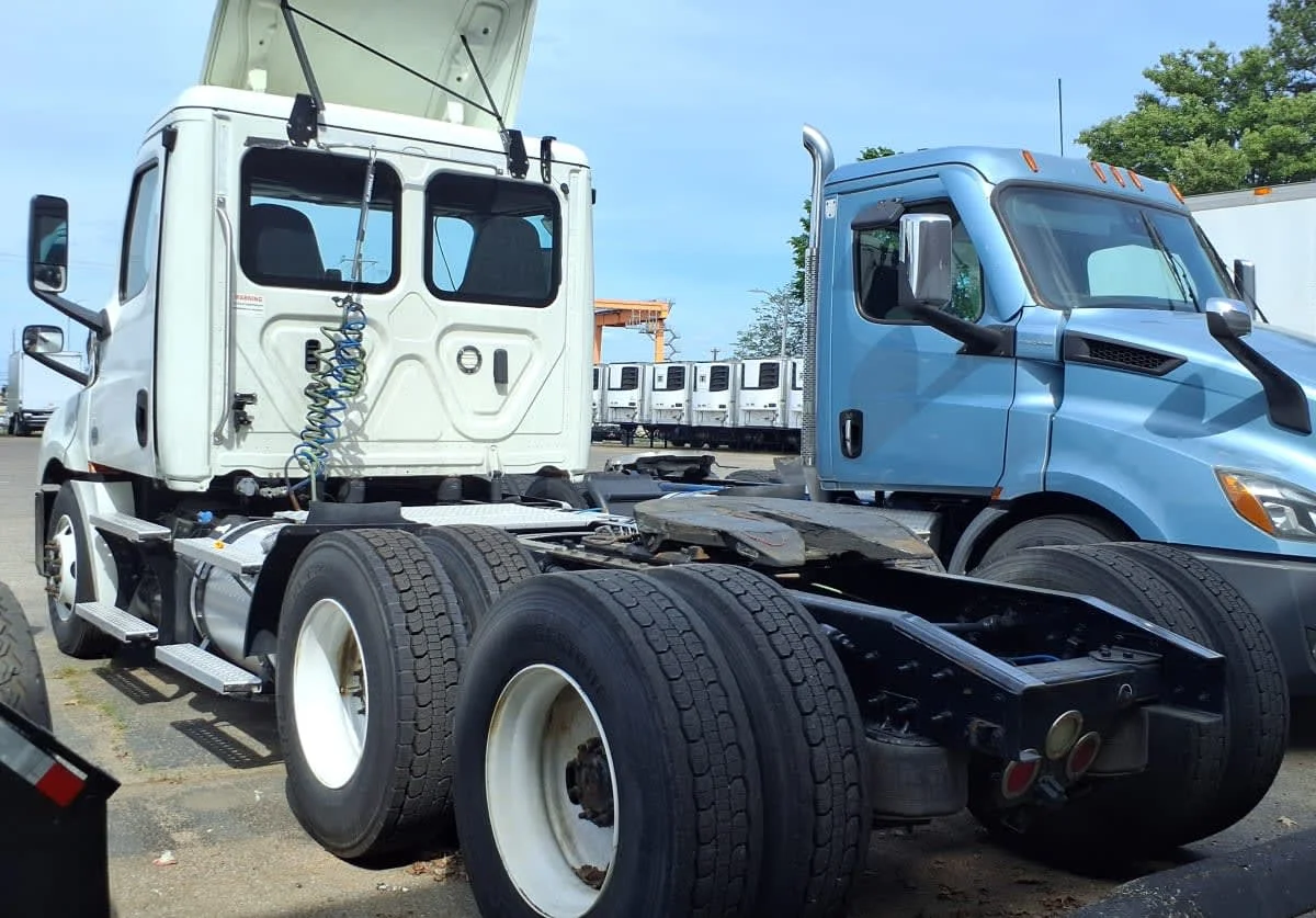 2019 Freightliner Cascadia in Memphis, TN — photo 6