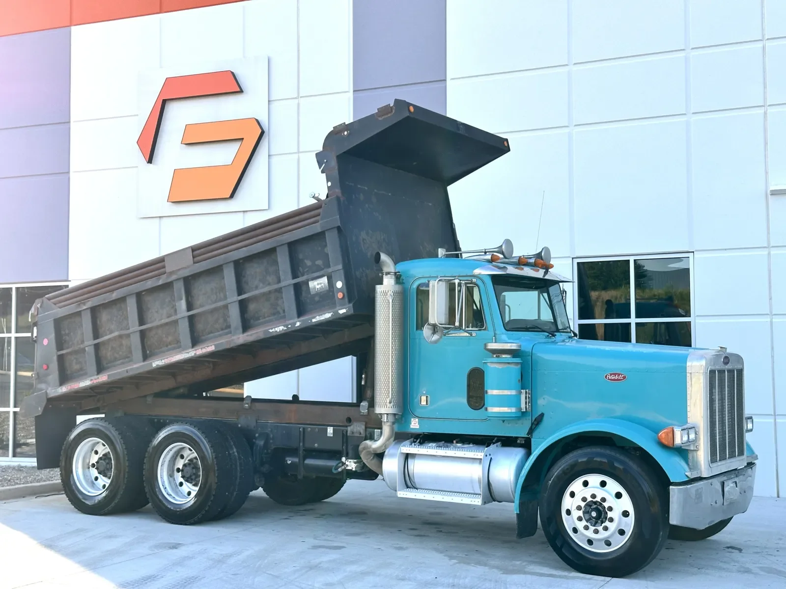 2005 Peterbilt 379