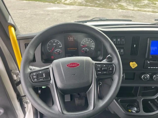 2025 Peterbilt 536 - image 11