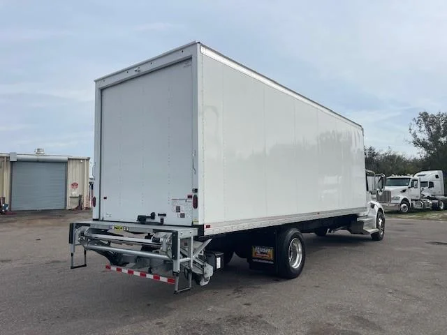 2025 Peterbilt 536 - image 7