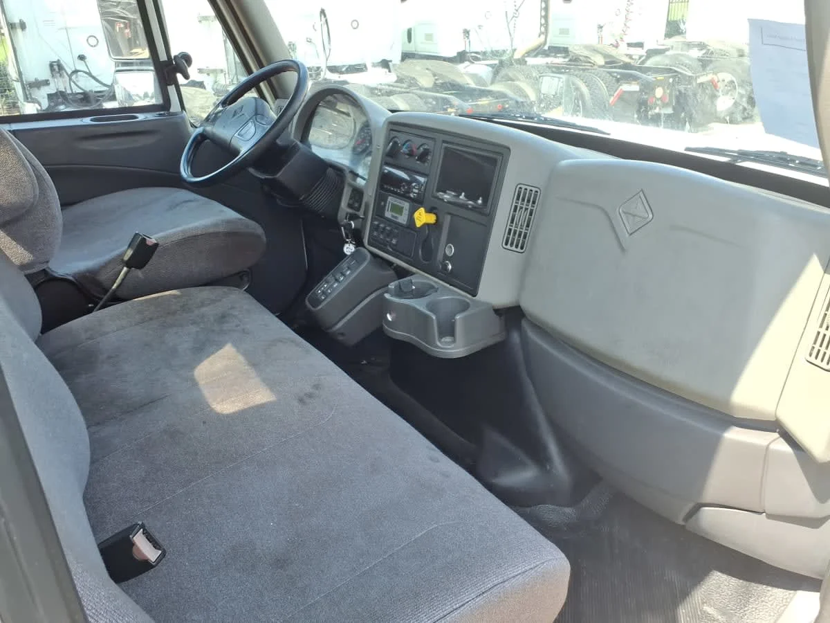 2019 International 4300 in Houston, TX — photo 11