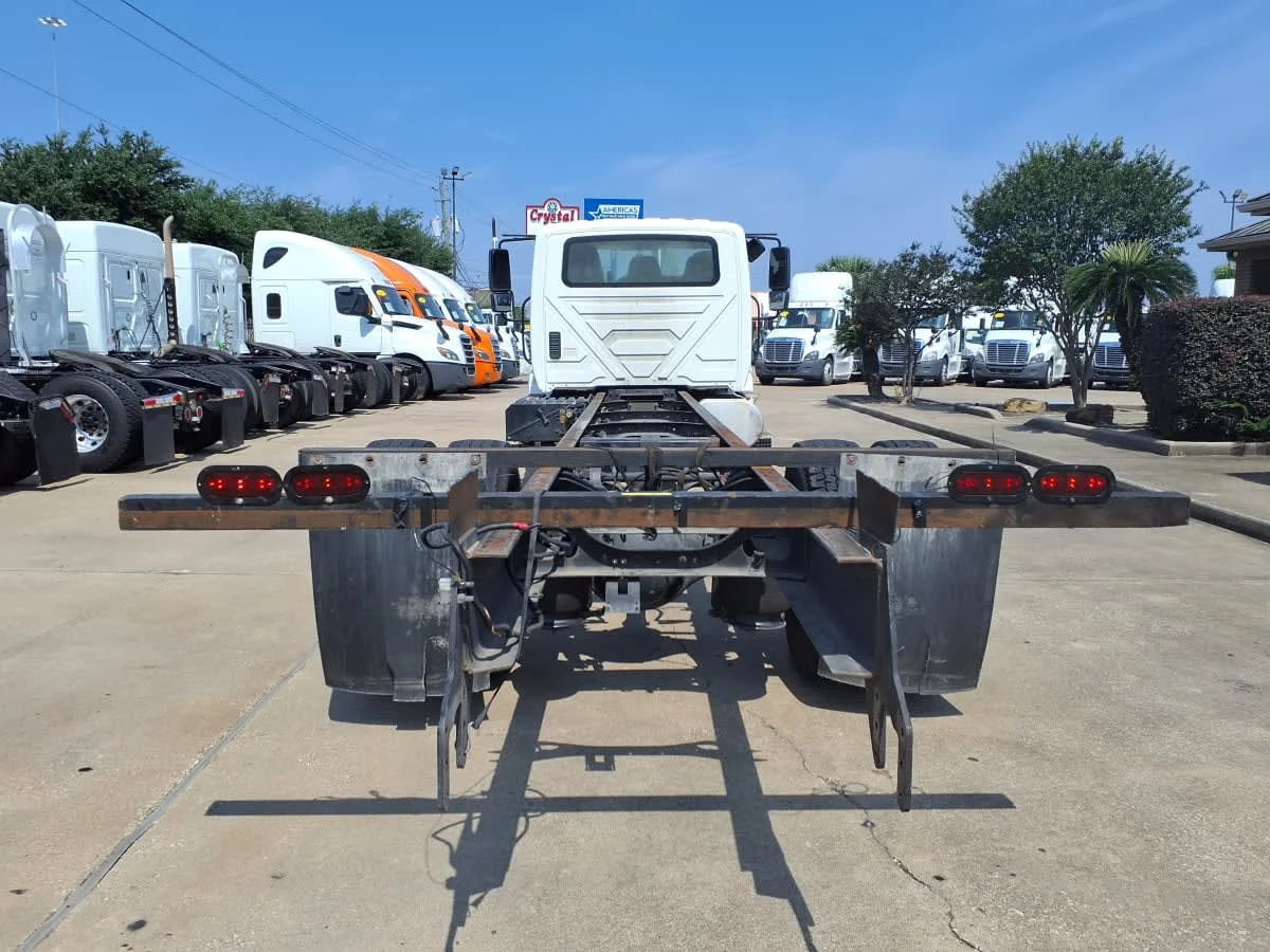 2019 International 4300 in Houston, TX — photo 5