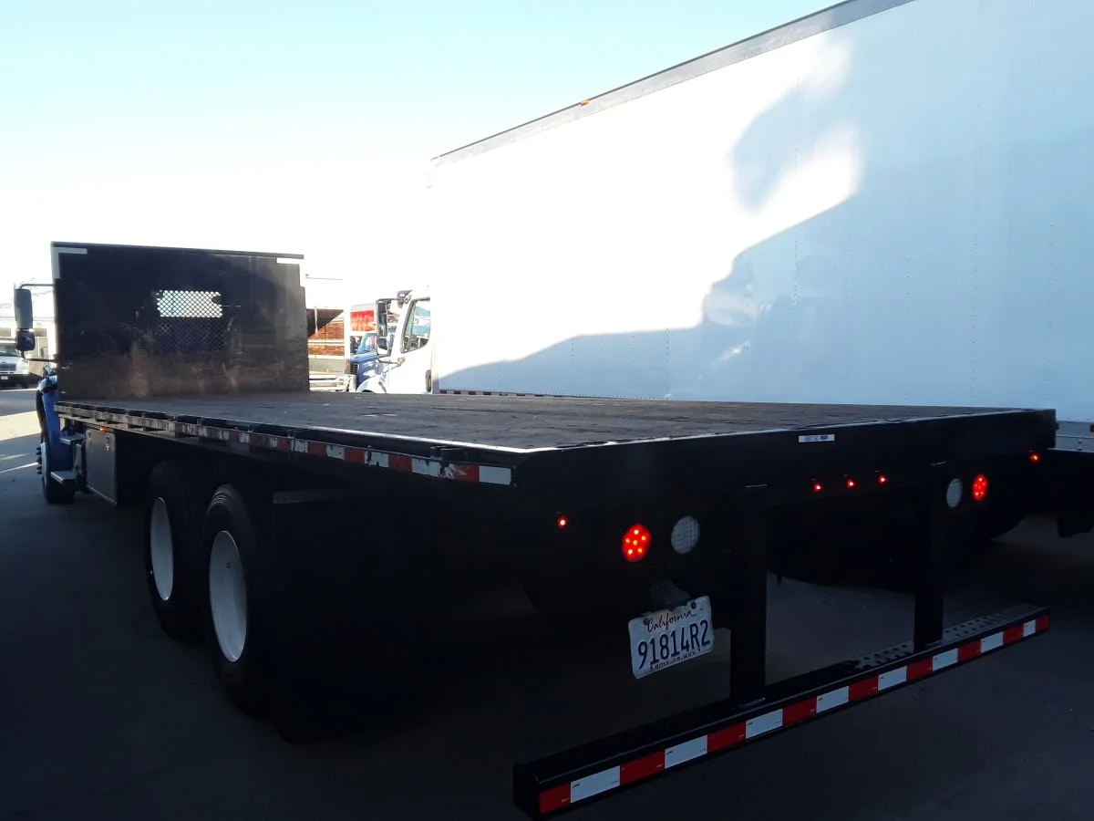 2019 Freightliner M2 106 in Montebello, CA — photo 6