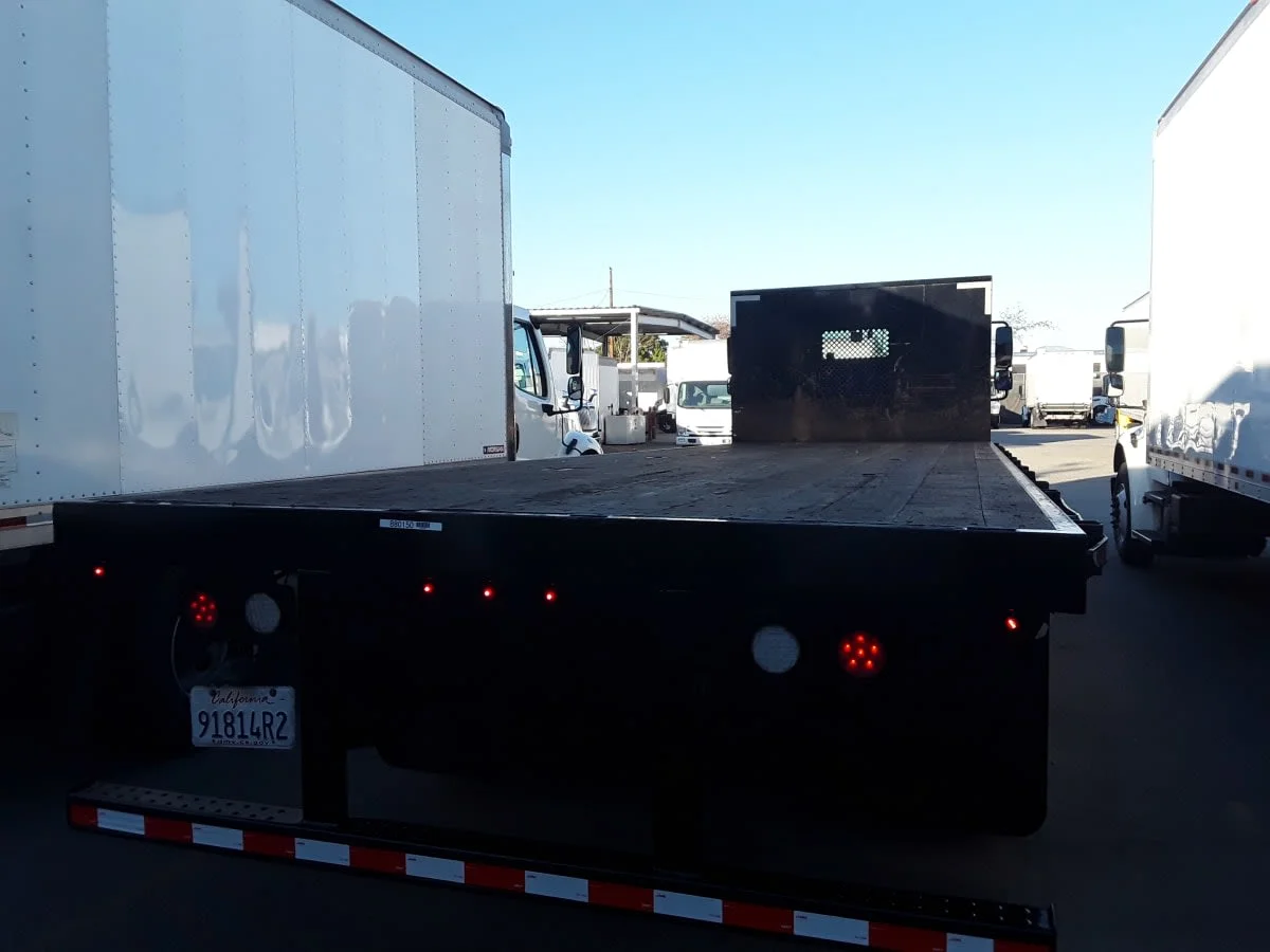 2019 Freightliner M2 106 in Montebello, CA — photo 5