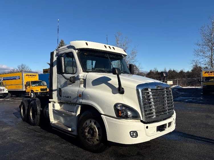 2019 Freightliner Cascadia in Pennsauken, NJ