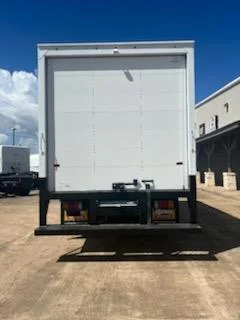 2025 Isuzu NPR - image 7