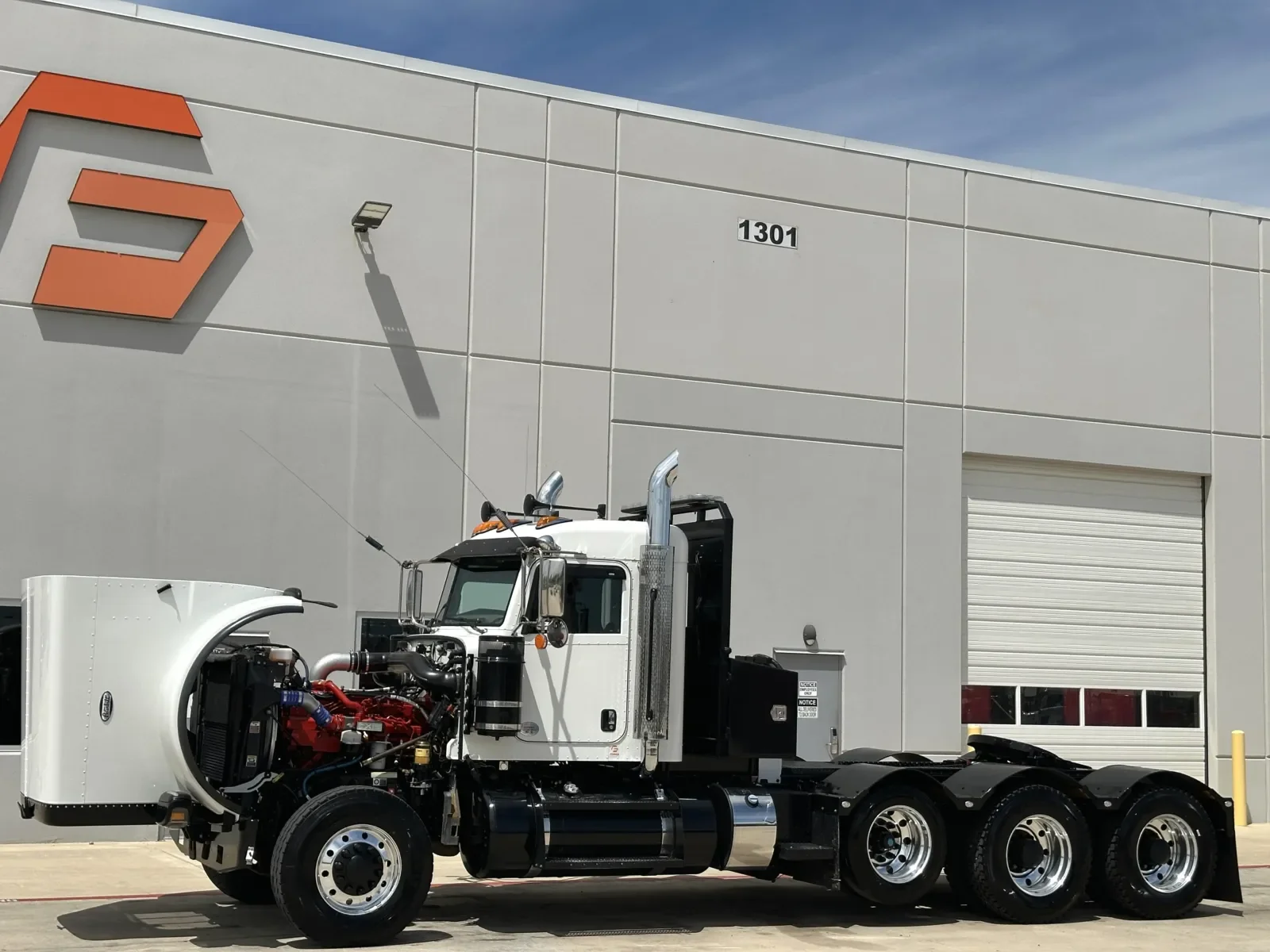 2022 Peterbilt 389 - image 10