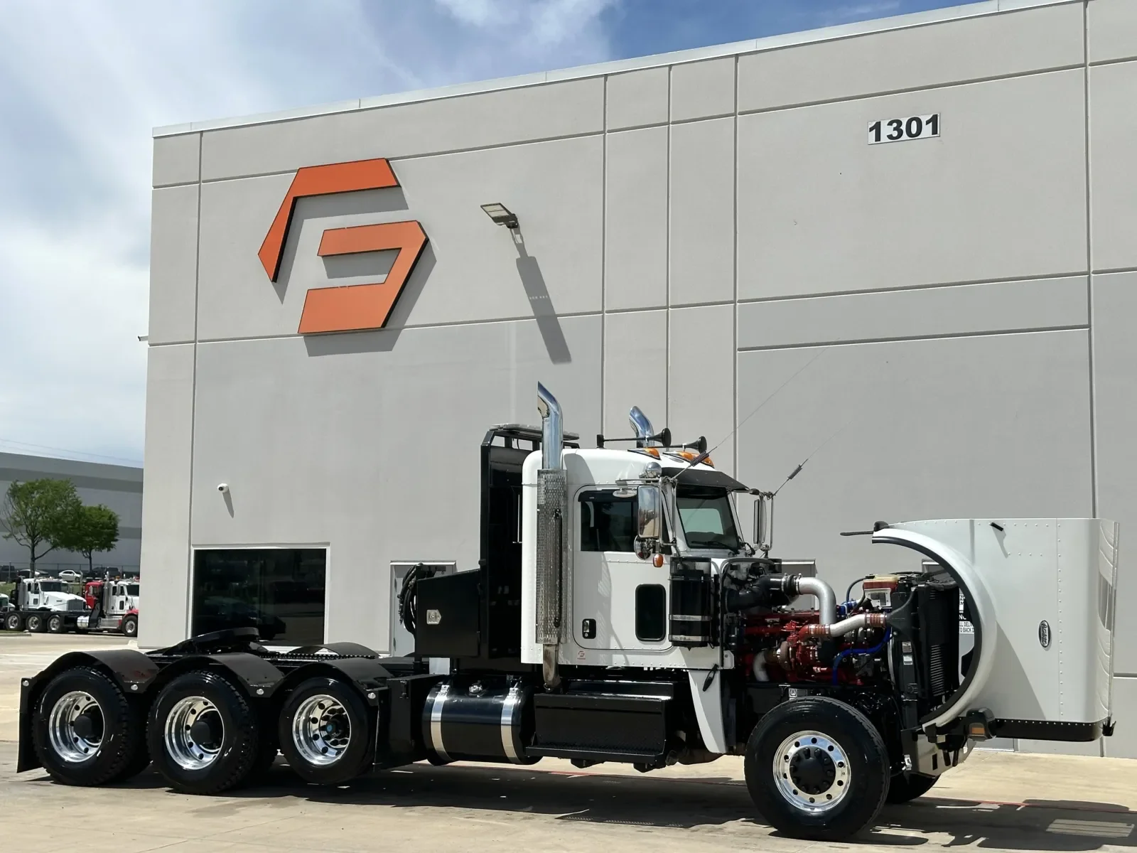 2022 Peterbilt 389 - image 9