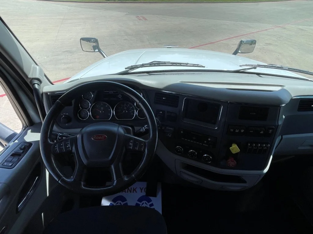 2022 Peterbilt 567 - image 12