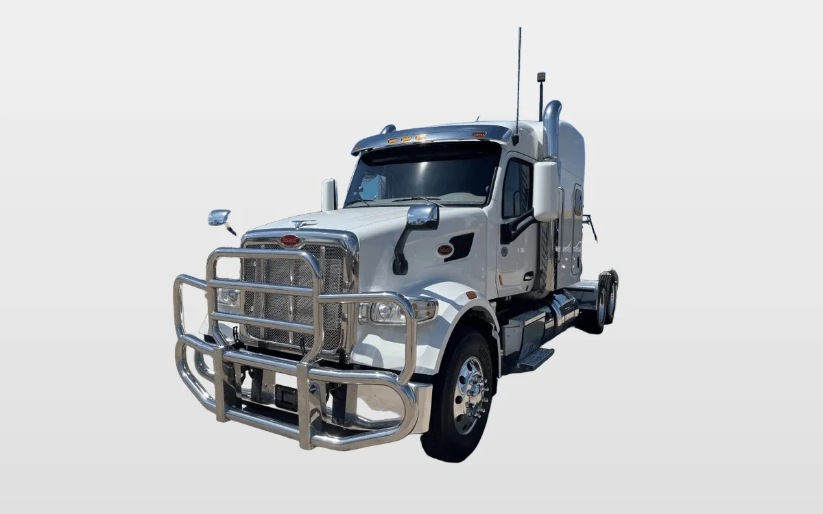 2022 Peterbilt 567 - image 1