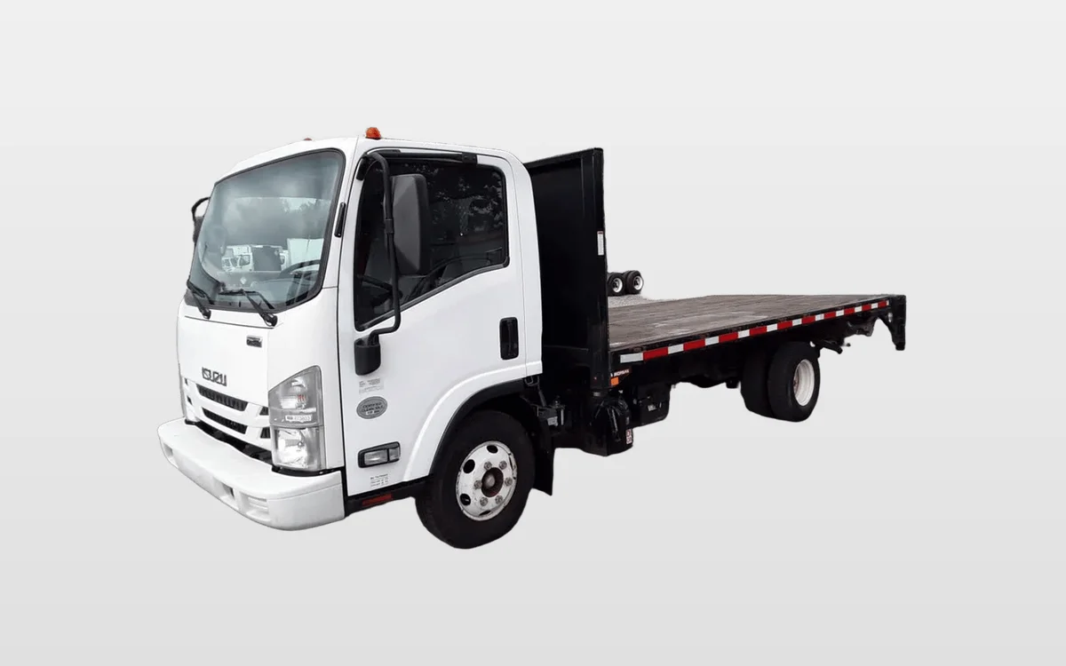 2019 Isuzu NPR - image 1