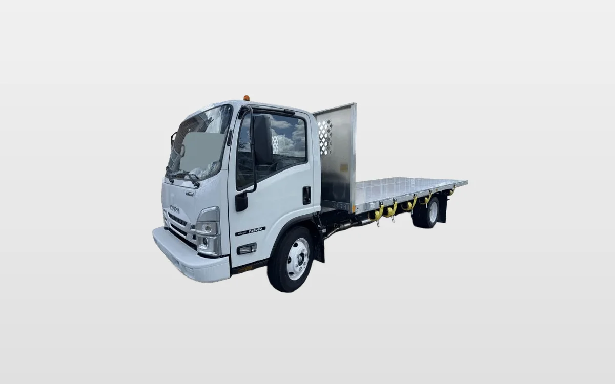 2025 Isuzu NRR - image 1