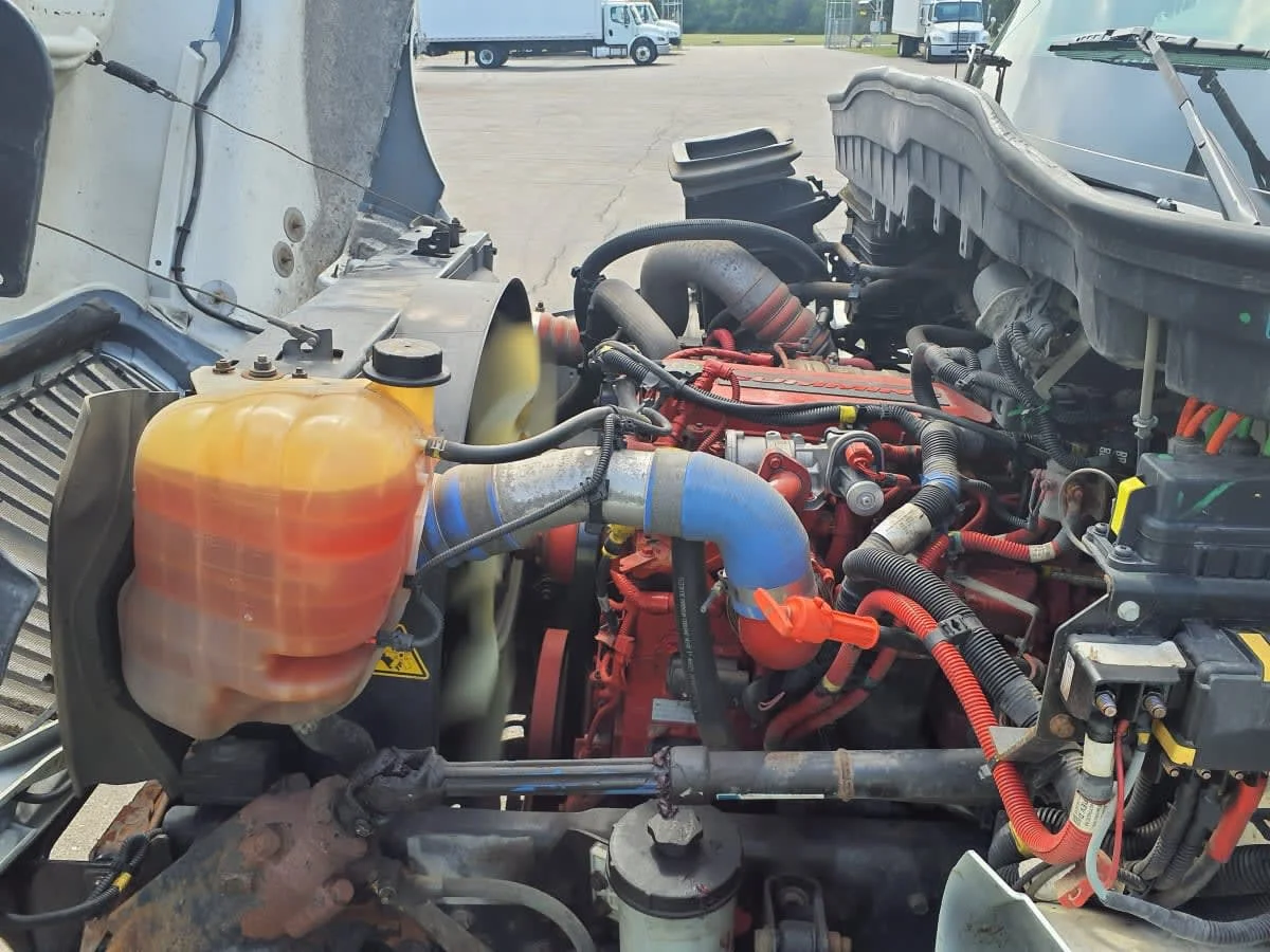 2020 International MV in Oak Creek, WI — photo 10