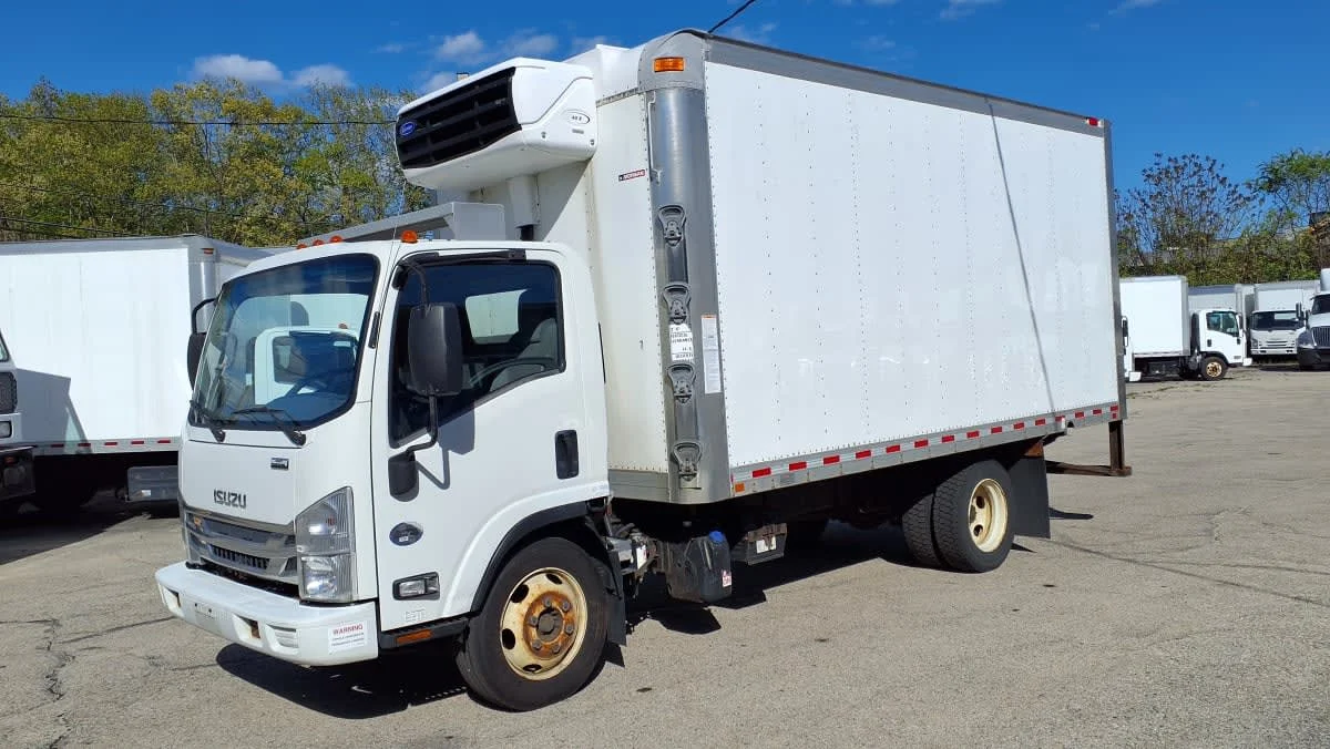 2019 Isuzu NRR