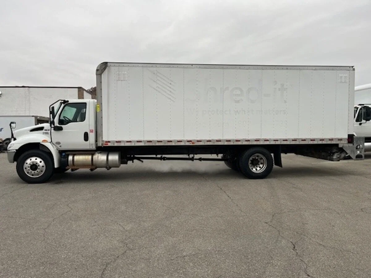 2019 International MV - image 3