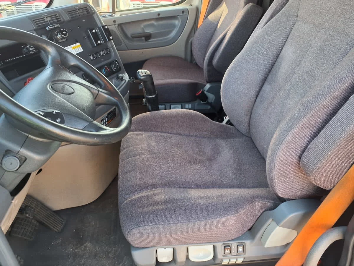 2019 Freightliner Cascadia in Greenville, SC — photo 7