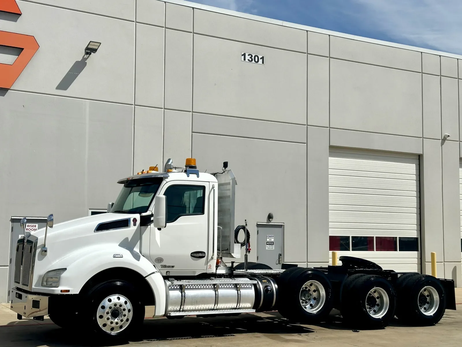 2019 Kenworth T880 in Hutchins, TX — photo 2