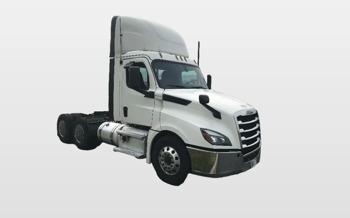 2019 Freightliner - image 1