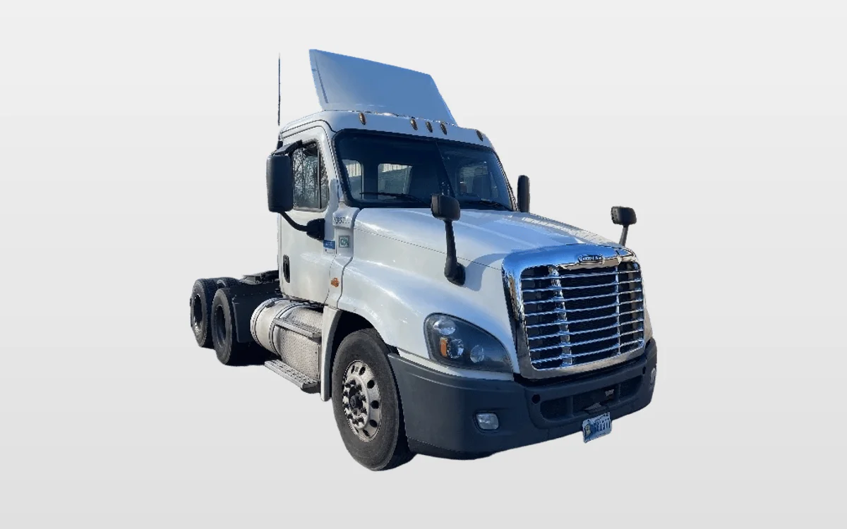 2019 Freightliner - image 1