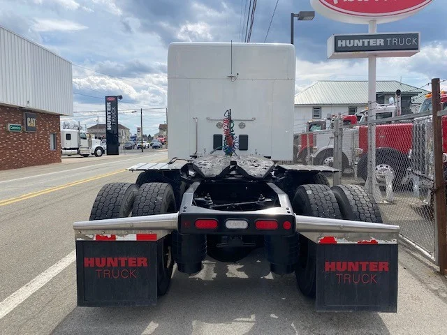 2023 Peterbilt 567 - image 6
