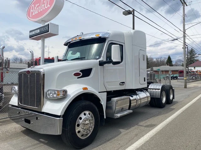 2023 Peterbilt 567 in EAU CLAIRE, PA