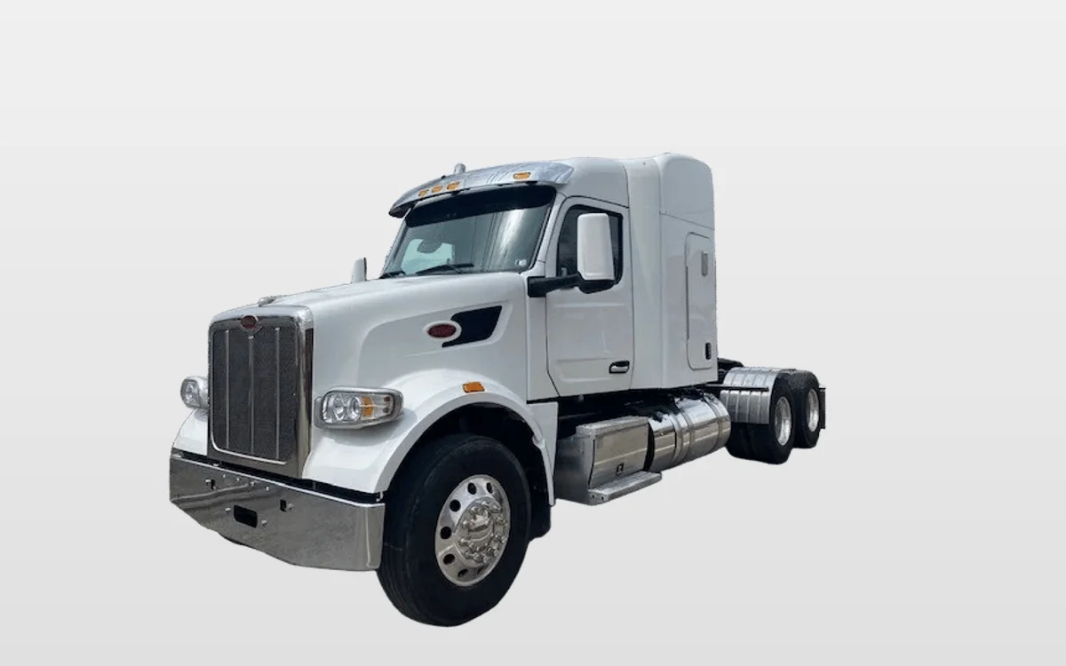2023 Peterbilt 567 - image 1