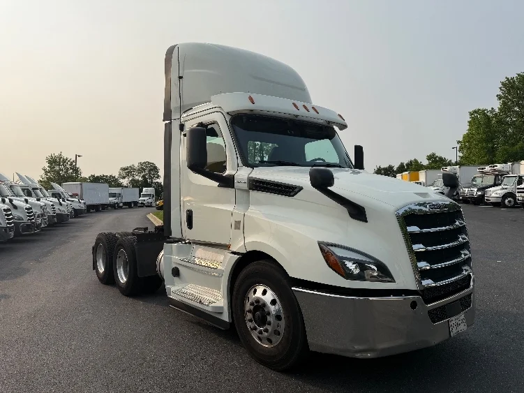 2019 Freightliner Cascadia in Baltimore, MD