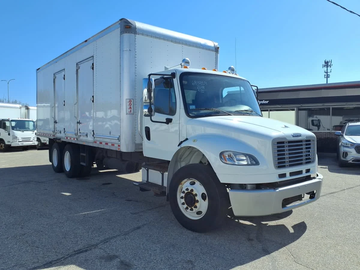 2018 Freightliner M2 106 - image 3
