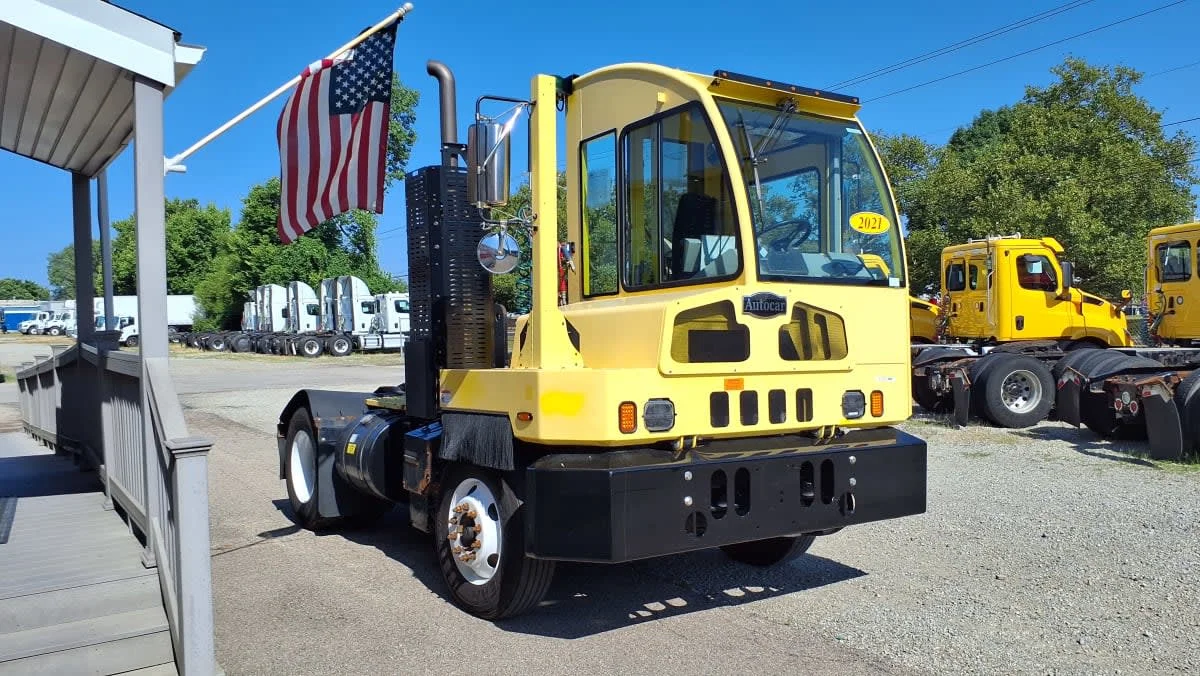 2021 Autocar in West Chester, OH — photo 3