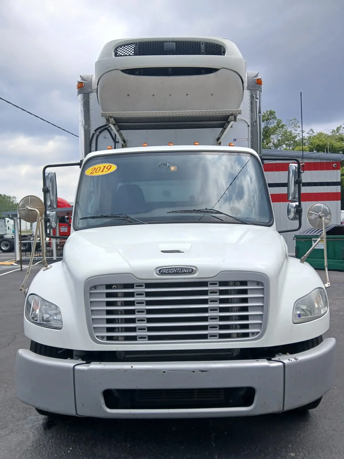 2019 Freightliner M2 106 in Jacksonville, FL — photo 2