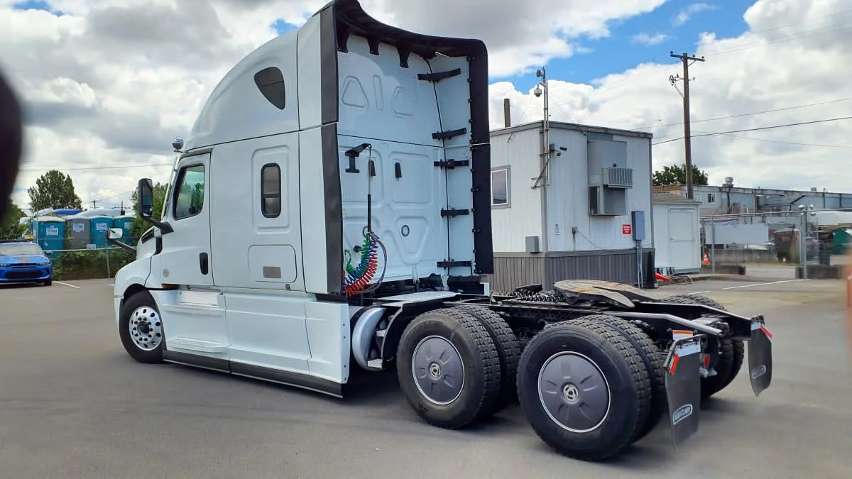 2022 Freightliner Cascadia in Tacoma, WA — photo 6