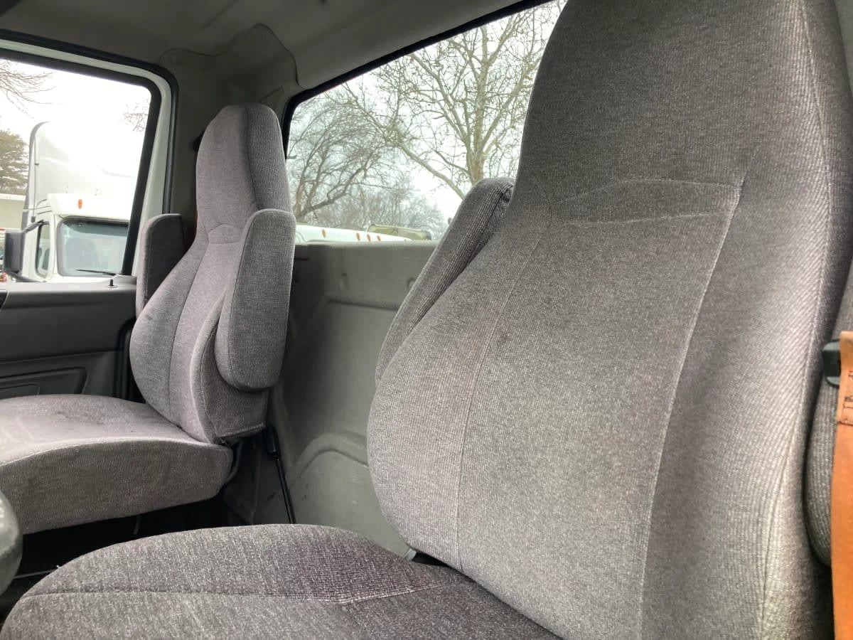 2019 International LT in Springfield, MA — photo 11