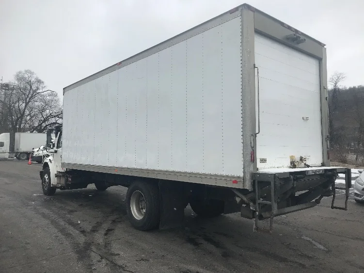 2019 Freightliner M2 106 - image 6