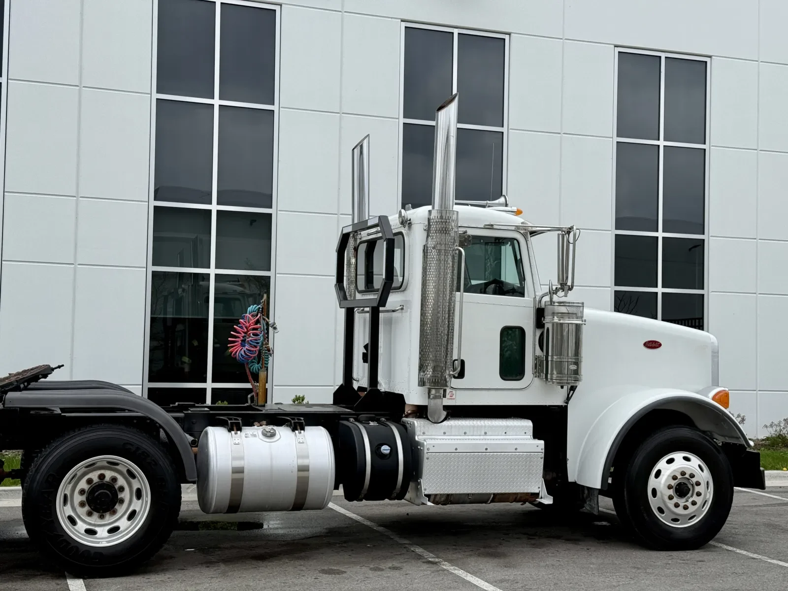 2013 Peterbilt 367 in New Lenox, IL — photo 7