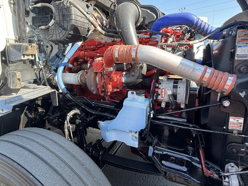 2024 Peterbilt 579 - image 9