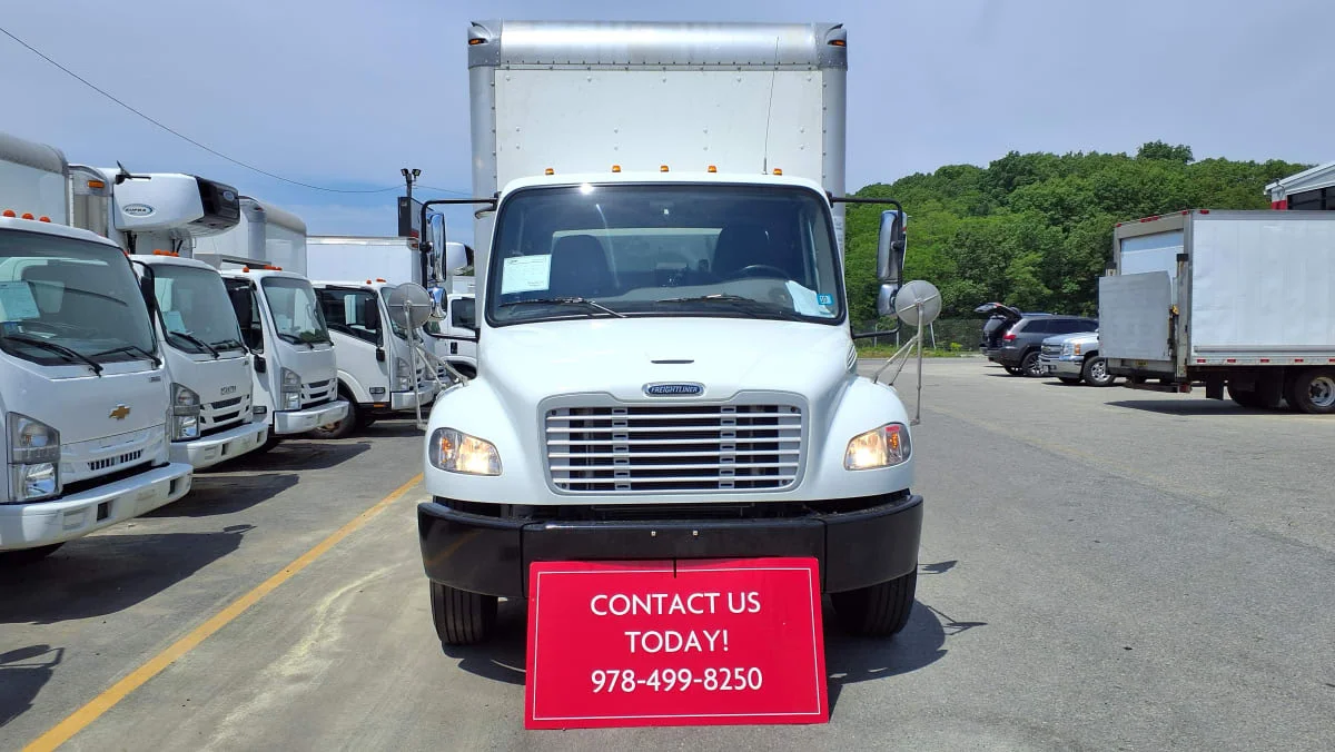 2021 Freightliner M2 106 in Salisbury, MA — photo 2