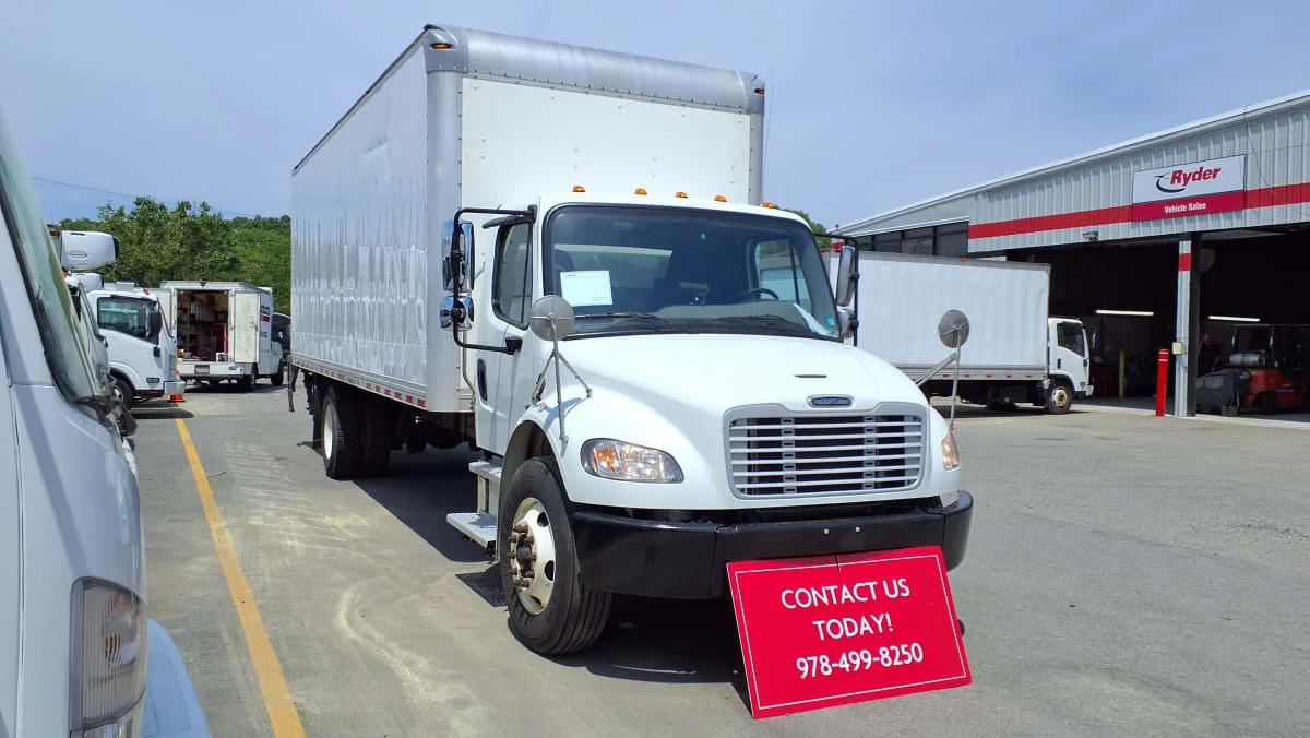 2021 Freightliner M2 106 in Salisbury, MA — photo 3